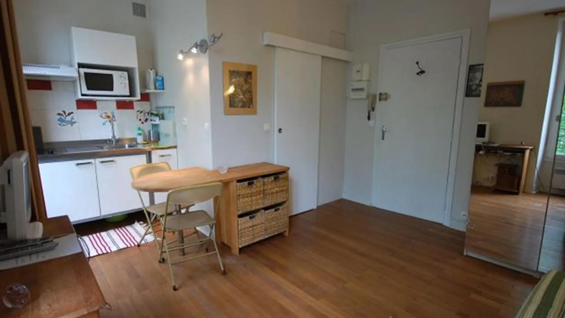 Apartment Studio Face Unesco Et Invalides Paris